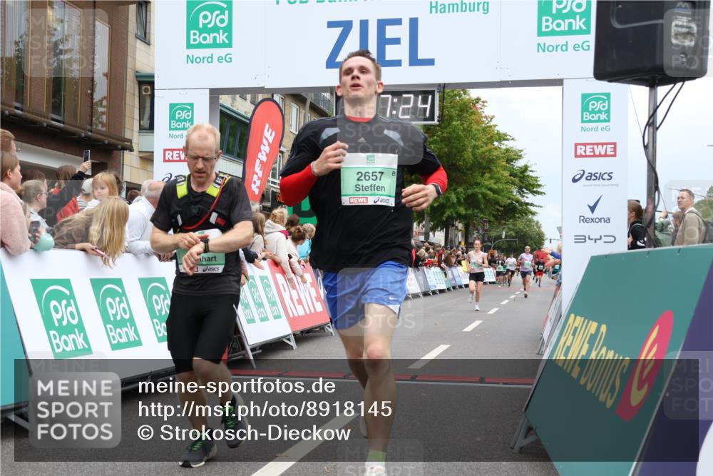 21.09.2025 - PSD Bank Halbmarathon Strokosch-Dieckow http://msf.ph/oto/8918145 21.09.2025 11:46:48 Ziel 1583, 2112, 2155, 2391, 2657 meine-sportfotos.de