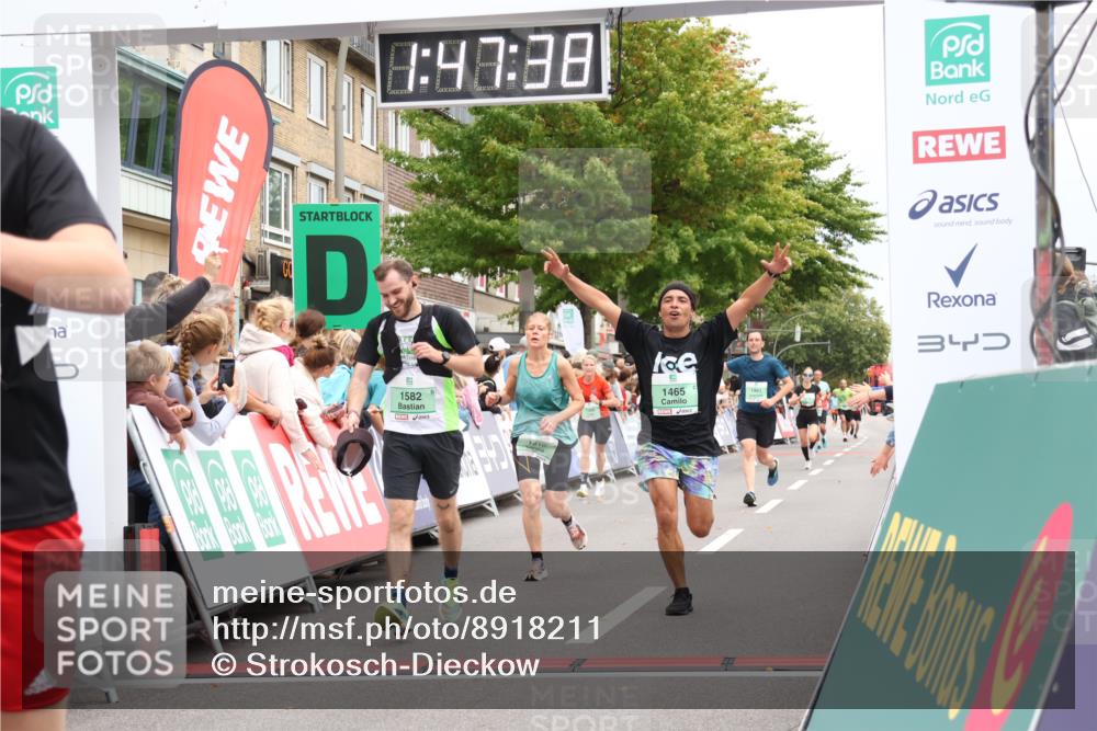21.09.2025 - PSD Bank Halbmarathon Strokosch-Dieckow http://msf.ph/oto/8918211 21.09.2025 11:47:01 Ziel 1465, 1582, 1601, 1810, 1956, 1993, 2634, 3102 meine-sportfotos.de