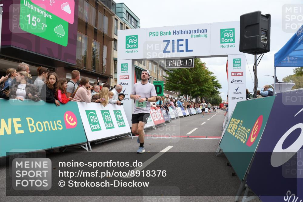 21.09.2025 - PSD Bank Halbmarathon Strokosch-Dieckow http://msf.ph/oto/8918376 21.09.2025 11:47:41 Ziel 1164, 1530, 2049, 2234, 2522, 2570, 2971, 3389 meine-sportfotos.de