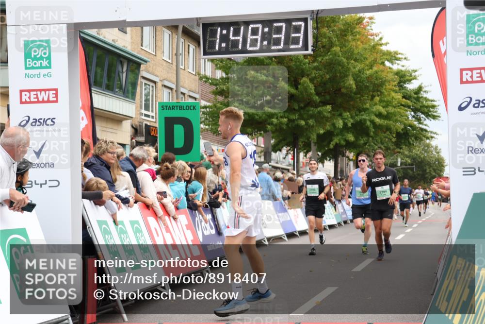 21.09.2025 - PSD Bank Halbmarathon Strokosch-Dieckow http://msf.ph/oto/8918407 21.09.2025 11:47:57 Ziel 1962, 2193, 2394 meine-sportfotos.de