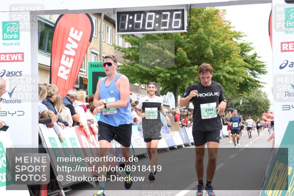 21.09.2025 - PSD Bank Halbmarathon Strokosch-Dieckow http://msf.ph/oto/8918419 21.09.2025 11:47:59 Ziel 1962, 2193, 2394, 2725 meine-sportfotos.de