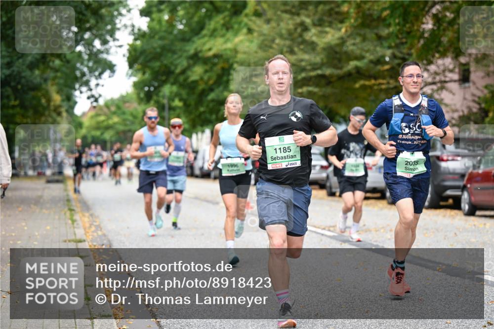 21.09.2025 - PSD Bank Halbmarathon Dr. Thomas Lammeyer http://msf.ph/oto/8918423 21.09.2025 10:35:46 Laufen 1996, 1185, 2035 meine-sportfotos.de
