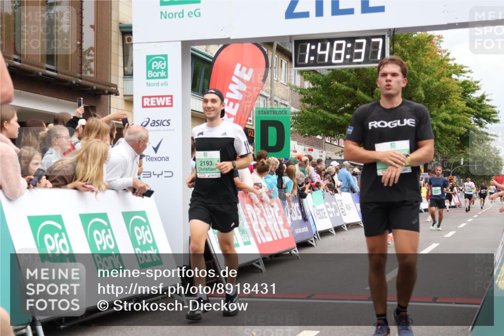 21.09.2025 - PSD Bank Halbmarathon Strokosch-Dieckow http://msf.ph/oto/8918431 21.09.2025 11:48:01 Ziel 1962, 2193, 2233, 2394, 2725 meine-sportfotos.de
