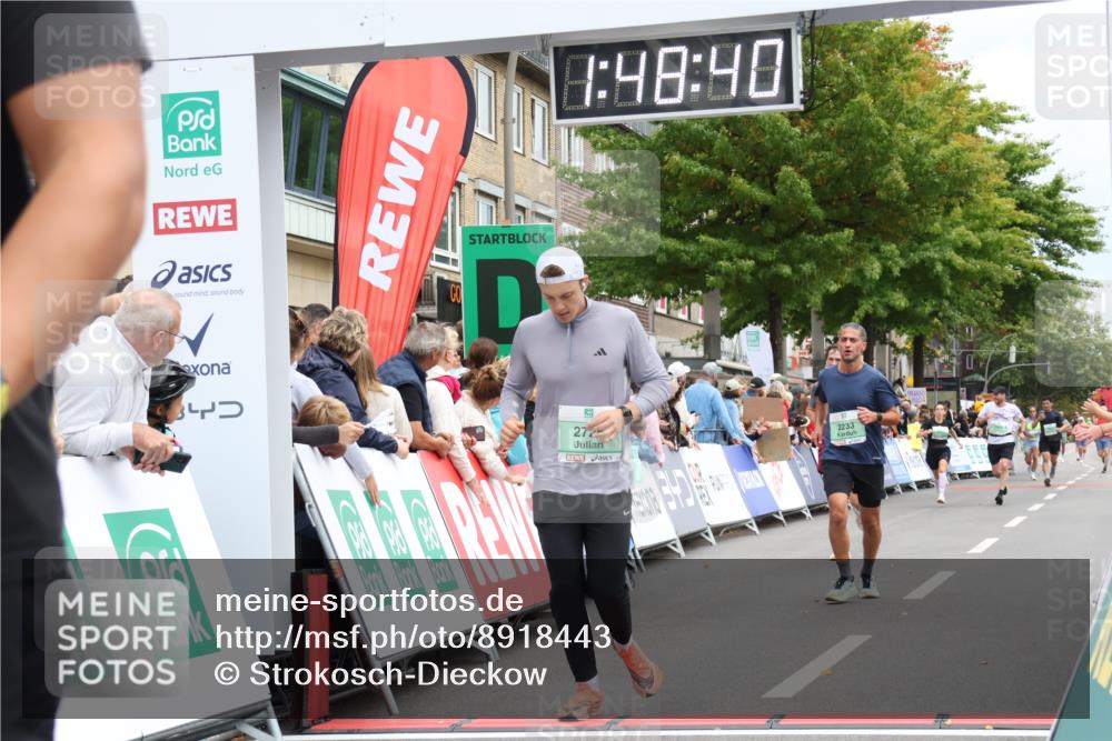 21.09.2025 - PSD Bank Halbmarathon Strokosch-Dieckow http://msf.ph/oto/8918443 21.09.2025 11:48:03 Ziel 1081, 1962, 2193, 2233, 2394, 2725 meine-sportfotos.de