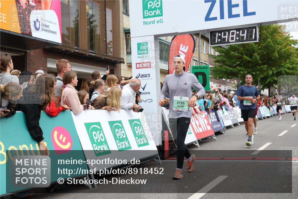 21.09.2025 - PSD Bank Halbmarathon Strokosch-Dieckow http://msf.ph/oto/8918452 21.09.2025 11:48:05 Ziel 1081, 1412, 1962, 2193, 2233, 2394, 2725, 4054 meine-sportfotos.de