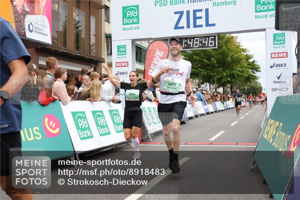 21.09.2025 - PSD Bank Halbmarathon Strokosch-Dieckow http://msf.ph/oto/8918483 21.09.2025 11:48:10 Ziel 1081, 1412, 2230, 2233, 2725, 4054 meine-sportfotos.de