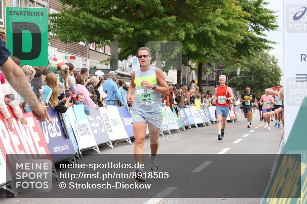 21.09.2025 - PSD Bank Halbmarathon Strokosch-Dieckow http://msf.ph/oto/8918505 21.09.2025 11:48:15 Ziel 1067, 1412, 2230, 4054 meine-sportfotos.de