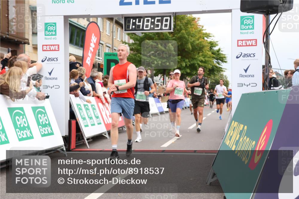 21.09.2025 - PSD Bank Halbmarathon Strokosch-Dieckow http://msf.ph/oto/8918537 21.09.2025 11:48:21 Ziel 1067, 1311, 1529, 1624, 2230, 2293, 2378, 2880, 3169, 3926 meine-sportfotos.de