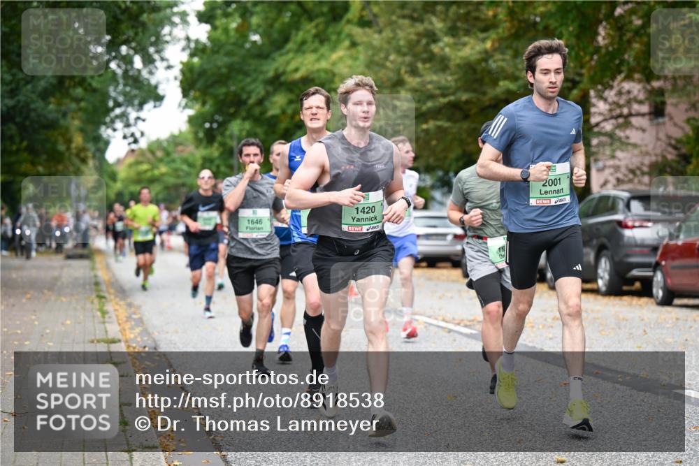 21.09.2025 - PSD Bank Halbmarathon Dr. Thomas Lammeyer http://msf.ph/oto/8918538 21.09.2025 10:36:01 Laufen 42, 1646, 1420, 2001 meine-sportfotos.de