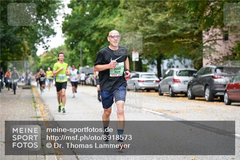 21.09.2025 - PSD Bank Halbmarathon Dr. Thomas Lammeyer http://msf.ph/oto/8918573 21.09.2025 10:36:04 Laufen 2055 meine-sportfotos.de