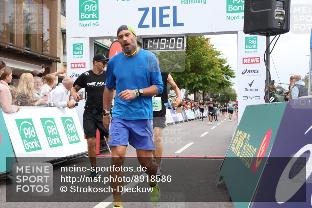 21.09.2025 - PSD Bank Halbmarathon Strokosch-Dieckow http://msf.ph/oto/8918586 21.09.2025 11:48:31 Ziel 1311, 1529, 1942, 2259, 2378, 3921 meine-sportfotos.de