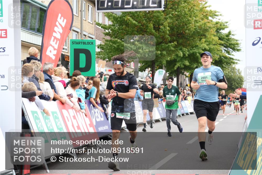 21.09.2025 - PSD Bank Halbmarathon Strokosch-Dieckow http://msf.ph/oto/8918591 21.09.2025 11:48:36 Ziel 1234, 1942, 2551, 2561, 3288, 3921 meine-sportfotos.de