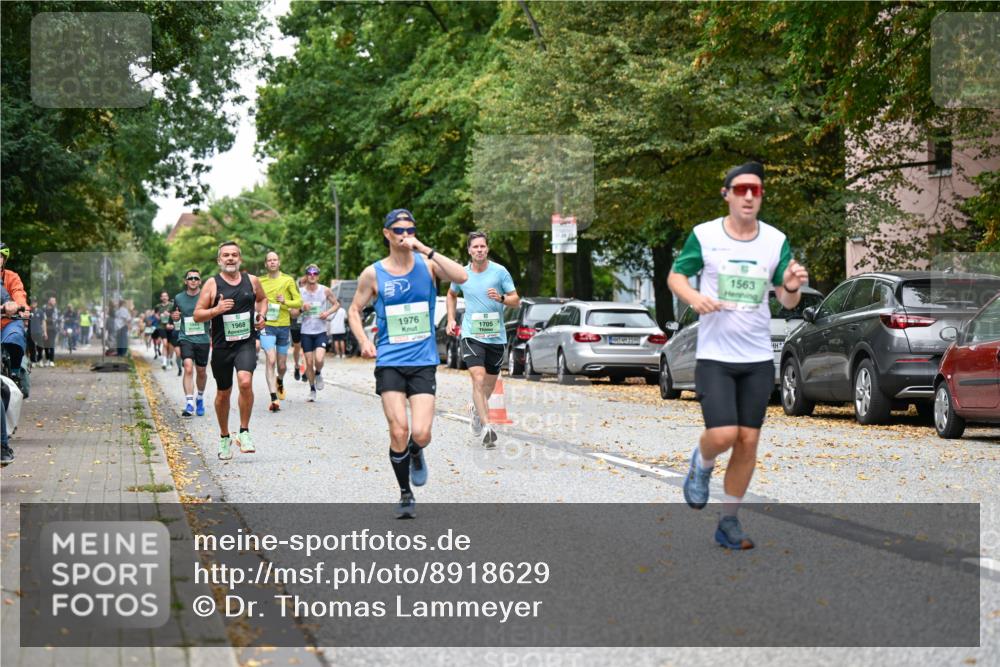 21.09.2025 - PSD Bank Halbmarathon Dr. Thomas Lammeyer http://msf.ph/oto/8918629 21.09.2025 10:36:10 Laufen 1968, 1976, 1705, 1563 meine-sportfotos.de