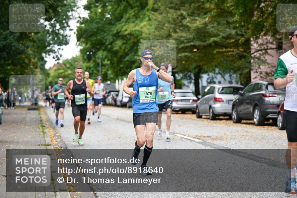 21.09.2025 - PSD Bank Halbmarathon Dr. Thomas Lammeyer http://msf.ph/oto/8918640 21.09.2025 10:36:11 Laufen 1968, 9, 1976, 1705 meine-sportfotos.de