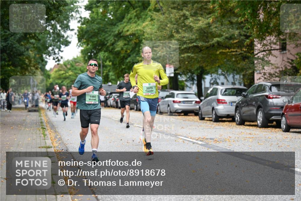 21.09.2025 - PSD Bank Halbmarathon Dr. Thomas Lammeyer http://msf.ph/oto/8918678 21.09.2025 10:36:15 Laufen 1985, 2073 meine-sportfotos.de