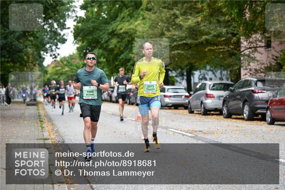 21.09.2025 - PSD Bank Halbmarathon Dr. Thomas Lammeyer http://msf.ph/oto/8918681 21.09.2025 10:36:15 Laufen 1985, 2073 meine-sportfotos.de