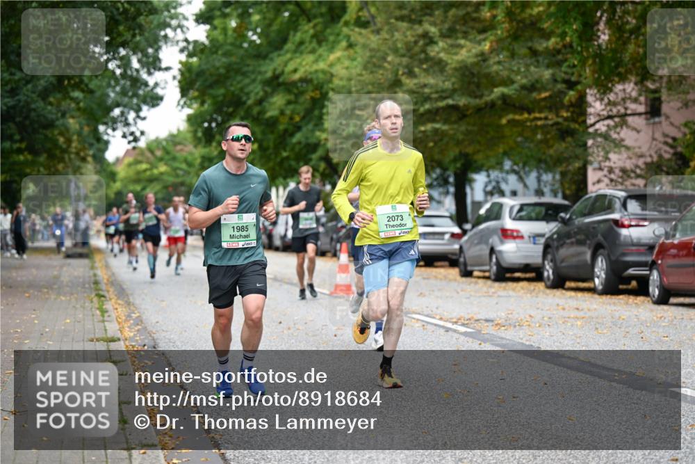 21.09.2025 - PSD Bank Halbmarathon Dr. Thomas Lammeyer http://msf.ph/oto/8918684 21.09.2025 10:36:15 Laufen 1985, 2073 meine-sportfotos.de
