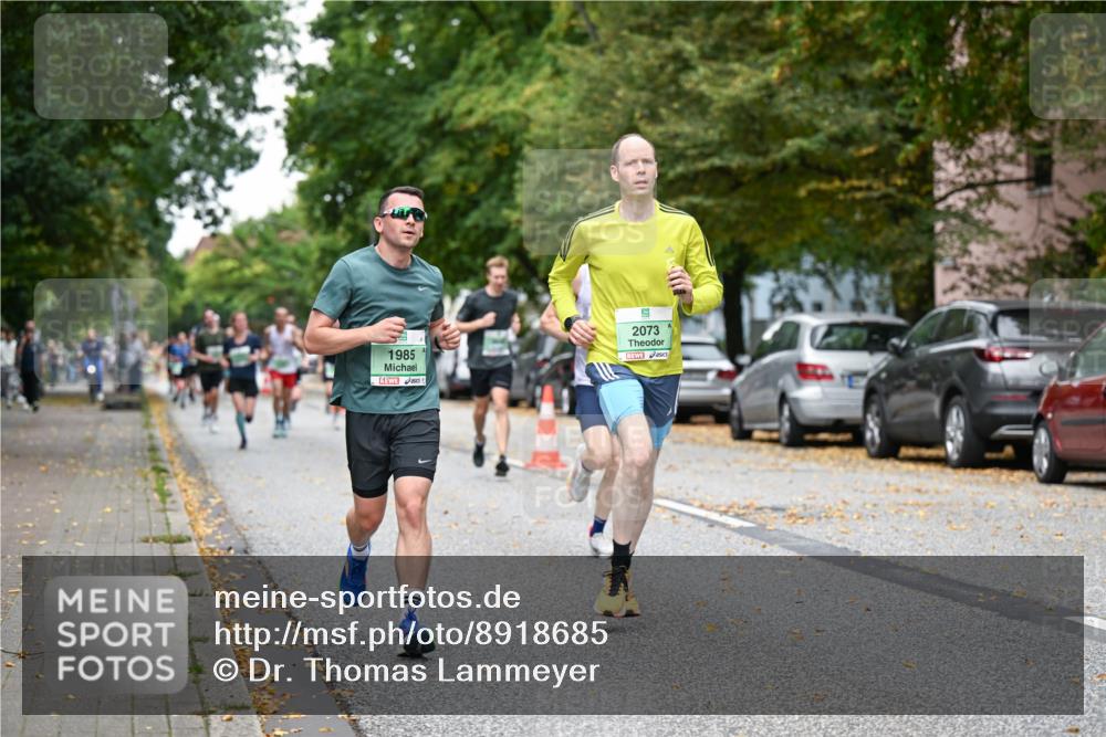 21.09.2025 - PSD Bank Halbmarathon Dr. Thomas Lammeyer http://msf.ph/oto/8918685 21.09.2025 10:36:15 Laufen 1985, 2073 meine-sportfotos.de