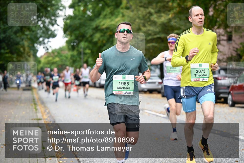 21.09.2025 - PSD Bank Halbmarathon Dr. Thomas Lammeyer http://msf.ph/oto/8918698 21.09.2025 10:36:16 Laufen 680, 1985, 2069, 2073 meine-sportfotos.de