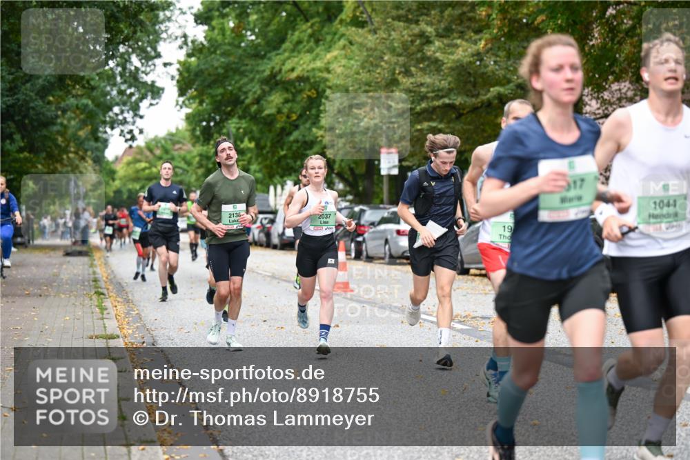 21.09.2025 - PSD Bank Halbmarathon Dr. Thomas Lammeyer http://msf.ph/oto/8918755 21.09.2025 10:36:24 Laufen 2136, 2037, 19, 17, 1044 meine-sportfotos.de