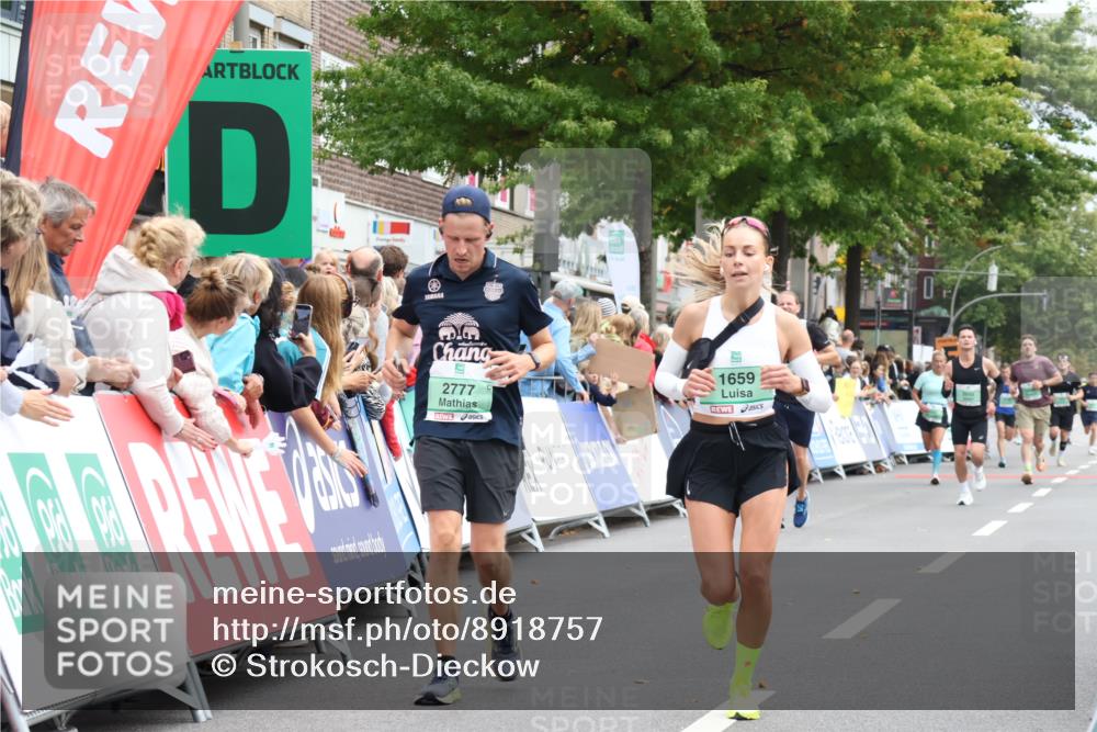 21.09.2025 - PSD Bank Halbmarathon Strokosch-Dieckow http://msf.ph/oto/8918757 21.09.2025 11:49:07 Ziel 1659, 2307, 2335, 2419, 2777 meine-sportfotos.de