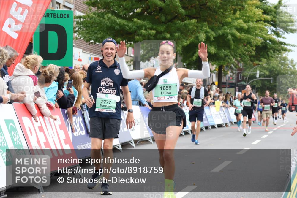 21.09.2025 - PSD Bank Halbmarathon Strokosch-Dieckow http://msf.ph/oto/8918759 21.09.2025 11:49:07 Ziel 1659, 2307, 2335, 2419, 2777 meine-sportfotos.de