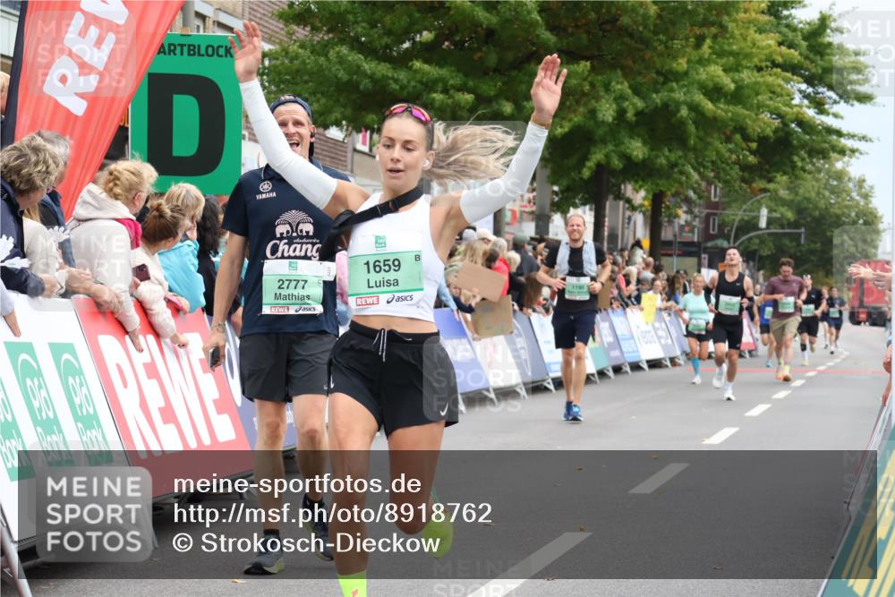 21.09.2025 - PSD Bank Halbmarathon Strokosch-Dieckow http://msf.ph/oto/8918762 21.09.2025 11:49:08 Ziel 1659, 2307, 2335, 2419, 2777 meine-sportfotos.de