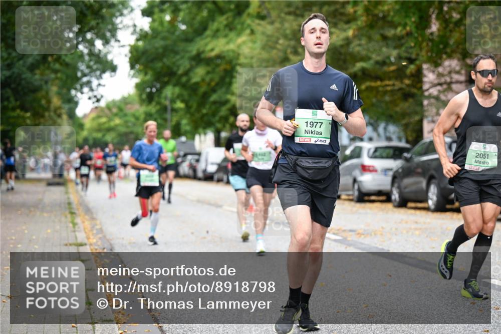 21.09.2025 - PSD Bank Halbmarathon Dr. Thomas Lammeyer http://msf.ph/oto/8918798 21.09.2025 10:36:28 Laufen 1977, 9, 2051 meine-sportfotos.de