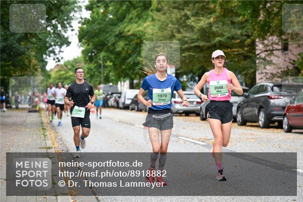 21.09.2025 - PSD Bank Halbmarathon Dr. Thomas Lammeyer http://msf.ph/oto/8918882 21.09.2025 10:36:37 Laufen 1399, 1970, 2048 meine-sportfotos.de