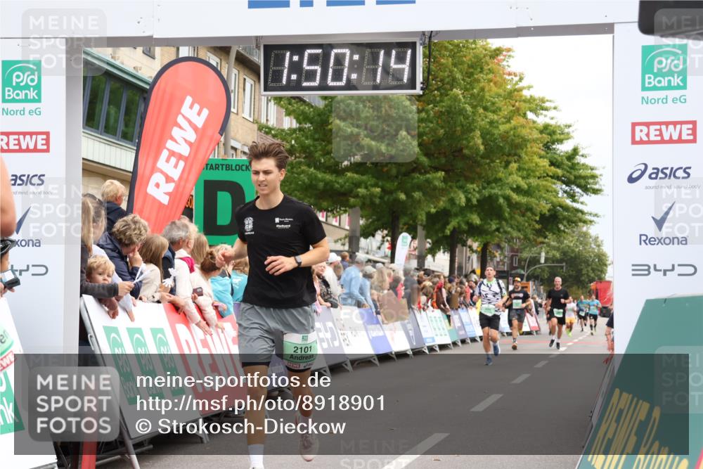 21.09.2025 - PSD Bank Halbmarathon Strokosch-Dieckow http://msf.ph/oto/8918901 21.09.2025 11:49:37 Ziel 2101, 2322, 2607, 2830, 3376 meine-sportfotos.de