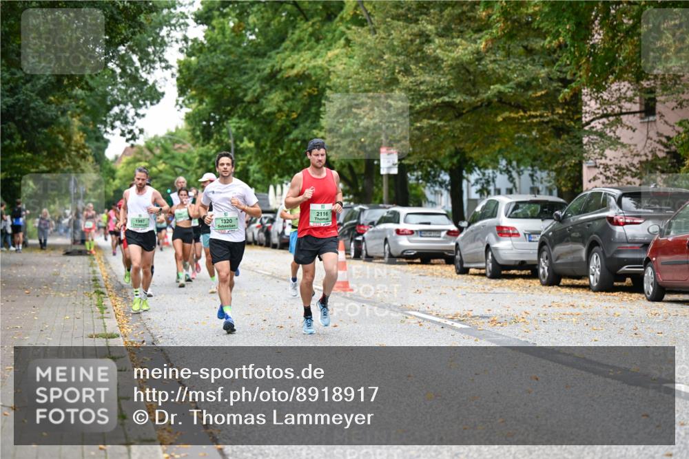 21.09.2025 - PSD Bank Halbmarathon Dr. Thomas Lammeyer http://msf.ph/oto/8918917 21.09.2025 10:36:41 Laufen 2116, 1997, 1320 meine-sportfotos.de