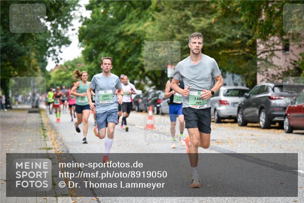 21.09.2025 - PSD Bank Halbmarathon Dr. Thomas Lammeyer http://msf.ph/oto/8919050 21.09.2025 10:36:54 Laufen 2897, 1332, 1484 meine-sportfotos.de