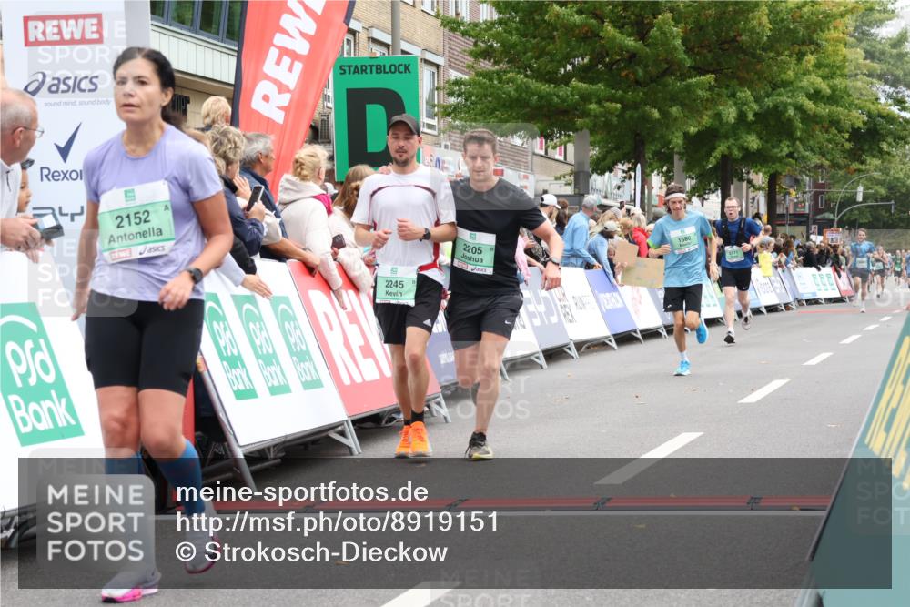 21.09.2025 - PSD Bank Halbmarathon Strokosch-Dieckow http://msf.ph/oto/8919151 21.09.2025 11:50:27 Ziel 1059, 1086, 1580, 2152, 2205, 2245, 2334, 2455, 3932 meine-sportfotos.de