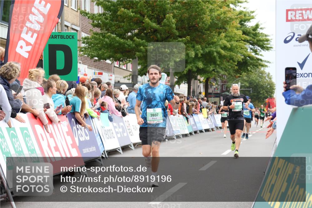 21.09.2025 - PSD Bank Halbmarathon Strokosch-Dieckow http://msf.ph/oto/8919196 21.09.2025 11:50:36 Ziel 1231, 1580, 2245, 2571, 3937 meine-sportfotos.de