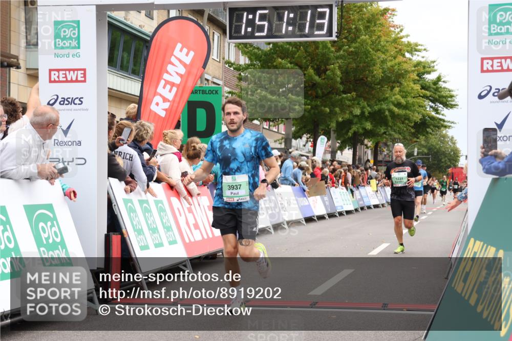 21.09.2025 - PSD Bank Halbmarathon Strokosch-Dieckow http://msf.ph/oto/8919202 21.09.2025 11:50:37 Ziel 1231, 1580, 2571, 2572, 3937 meine-sportfotos.de