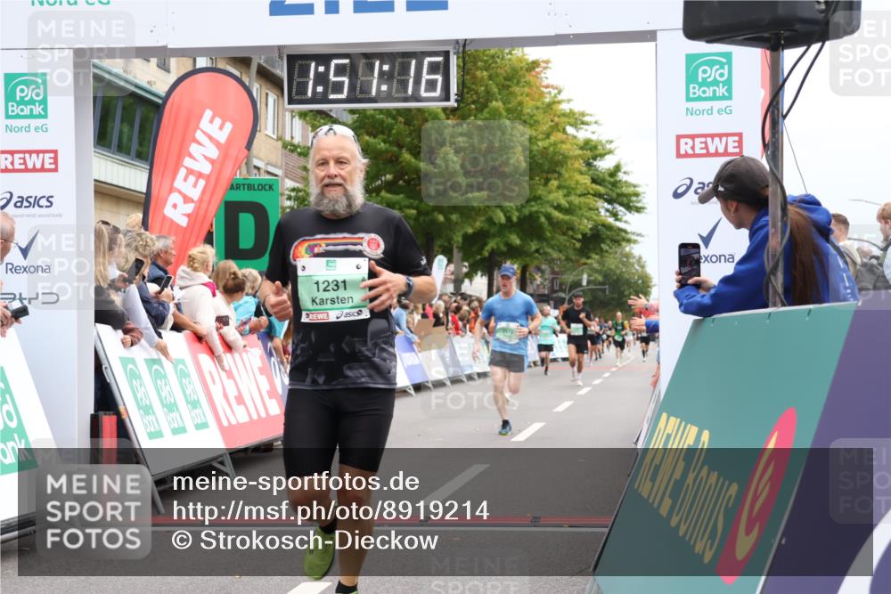 21.09.2025 - PSD Bank Halbmarathon Strokosch-Dieckow http://msf.ph/oto/8919214 21.09.2025 11:50:40 Ziel 1231, 2571, 2572, 2811, 3937 meine-sportfotos.de