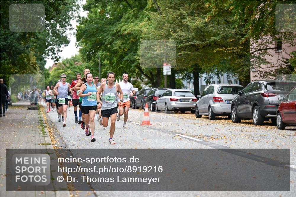 21.09.2025 - PSD Bank Halbmarathon Dr. Thomas Lammeyer http://msf.ph/oto/8919216 21.09.2025 10:37:11 Laufen 1776, 1775, 2, 2226 meine-sportfotos.de