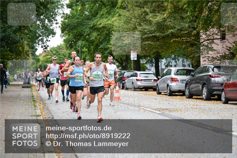 21.09.2025 - PSD Bank Halbmarathon Dr. Thomas Lammeyer http://msf.ph/oto/8919222 21.09.2025 10:37:12 Laufen 1776, 1775, 2226, 1902 meine-sportfotos.de
