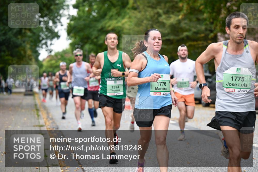 21.09.2025 - PSD Bank Halbmarathon Dr. Thomas Lammeyer http://msf.ph/oto/8919248 21.09.2025 10:37:14 Laufen 1374, 1776, 2336, 1775 meine-sportfotos.de