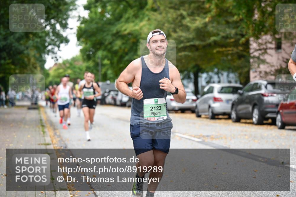 21.09.2025 - PSD Bank Halbmarathon Dr. Thomas Lammeyer http://msf.ph/oto/8919289 21.09.2025 10:37:19 Laufen 2123 meine-sportfotos.de