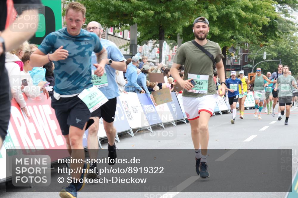 21.09.2025 - PSD Bank Halbmarathon Strokosch-Dieckow http://msf.ph/oto/8919322 21.09.2025 11:51:00 Ziel 2177, 2256, 2298, 2559, 2620, 2750, 3649, 3935 meine-sportfotos.de