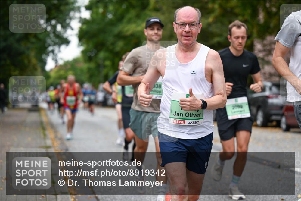 21.09.2025 - PSD Bank Halbmarathon Dr. Thomas Lammeyer http://msf.ph/oto/8919342 21.09.2025 10:37:24 Laufen 38, 2090 meine-sportfotos.de
