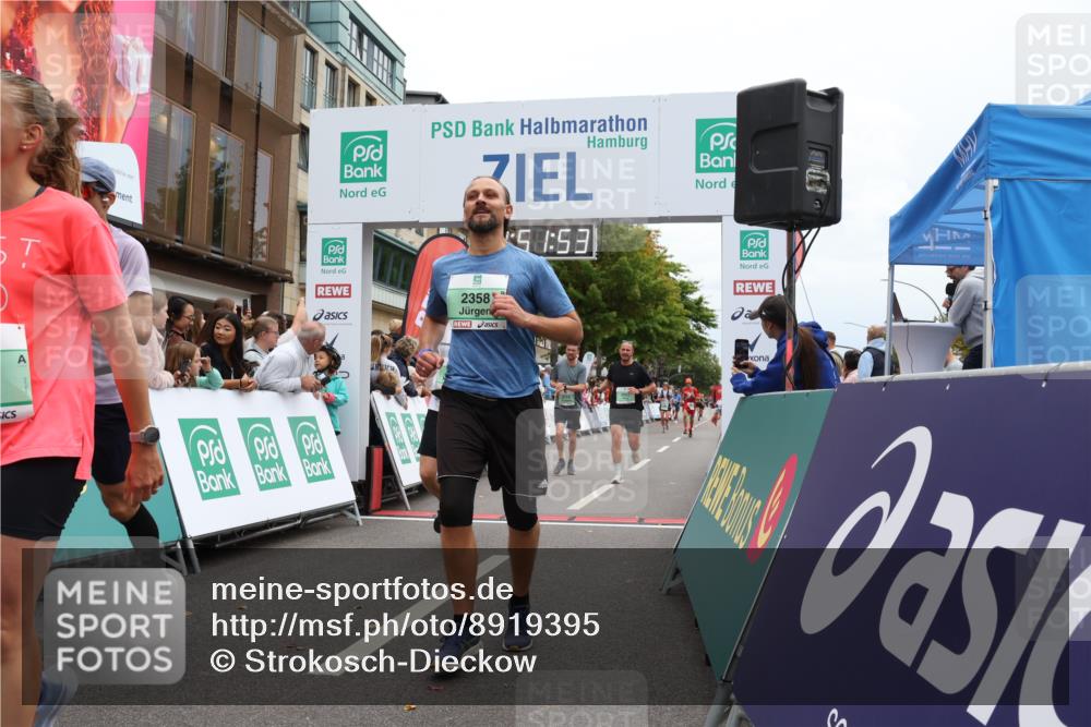 21.09.2025 - PSD Bank Halbmarathon Strokosch-Dieckow http://msf.ph/oto/8919395 21.09.2025 11:51:16 Ziel 1003, 1640, 1720, 2114, 2342, 2358, 2437, 2444, 2633, 2662, 3529, 3927 meine-sportfotos.de