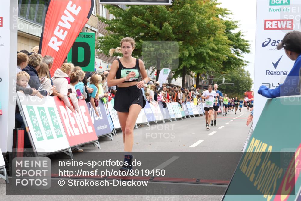 21.09.2025 - PSD Bank Halbmarathon Strokosch-Dieckow http://msf.ph/oto/8919450 21.09.2025 11:51:32 Ziel 1250, 1413, 2295, 2402, 2951 meine-sportfotos.de