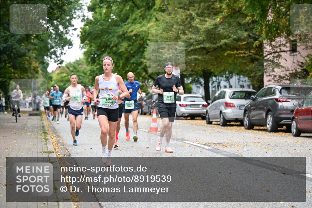 21.09.2025 - PSD Bank Halbmarathon Dr. Thomas Lammeyer http://msf.ph/oto/8919539 21.09.2025 10:37:48 Laufen 3909, 53, 1469, 2212, 1984 meine-sportfotos.de