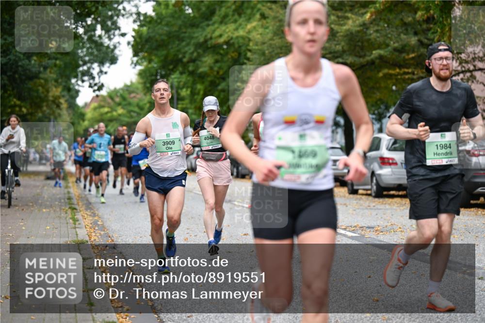 21.09.2025 - PSD Bank Halbmarathon Dr. Thomas Lammeyer http://msf.ph/oto/8919551 21.09.2025 10:37:50 Laufen 3909, 4048, 1469, 1984 meine-sportfotos.de