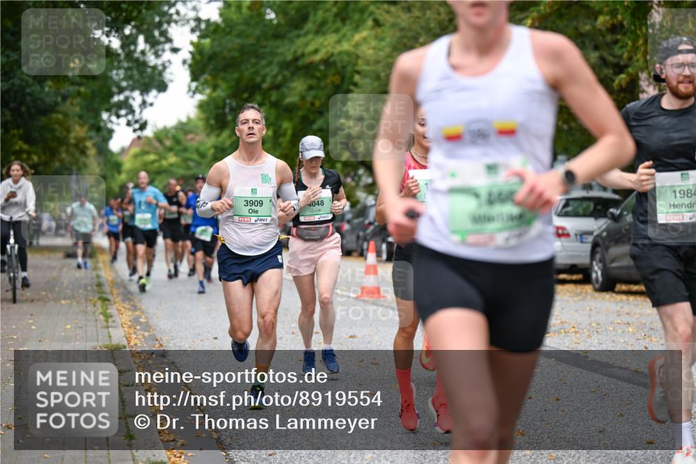 21.09.2025 - PSD Bank Halbmarathon Dr. Thomas Lammeyer http://msf.ph/oto/8919554 21.09.2025 10:37:50 Laufen 5, 3909, 4048, 1984 meine-sportfotos.de