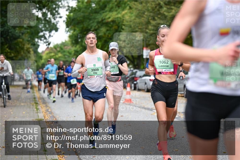 21.09.2025 - PSD Bank Halbmarathon Dr. Thomas Lammeyer http://msf.ph/oto/8919559 21.09.2025 10:37:50 Laufen 1062, 3909, 048 meine-sportfotos.de