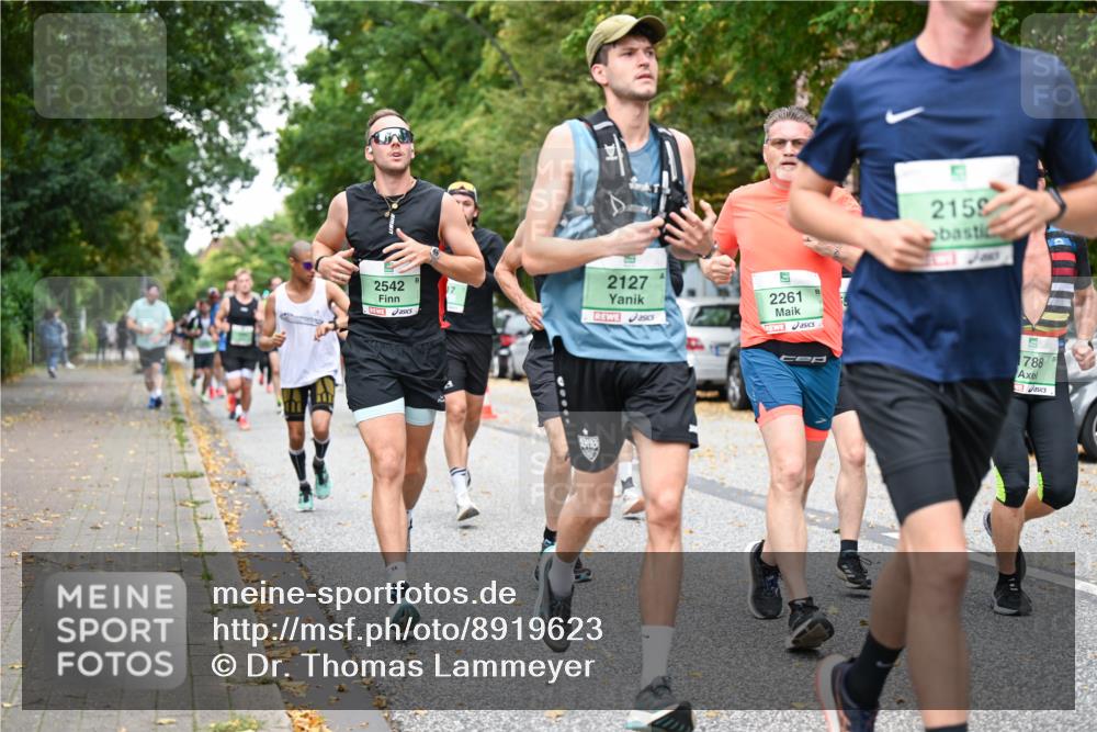 21.09.2025 - PSD Bank Halbmarathon Dr. Thomas Lammeyer http://msf.ph/oto/8919623 21.09.2025 10:37:58 Laufen 2542, 2127, 5, 2261, 2159, 1788 meine-sportfotos.de