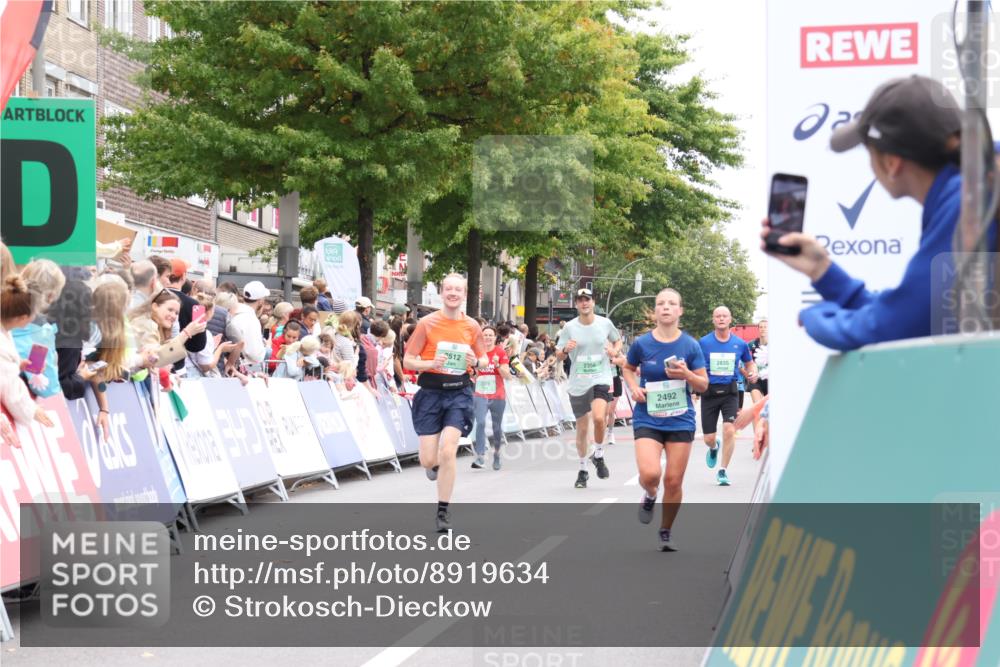 21.09.2025 - PSD Bank Halbmarathon Strokosch-Dieckow http://msf.ph/oto/8919634 21.09.2025 11:52:24 Ziel 1508, 2087, 2356, 2492, 2512, 2554, 2844, 2917, 3141 meine-sportfotos.de